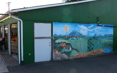 A farming mural in Puyallup, Washington.